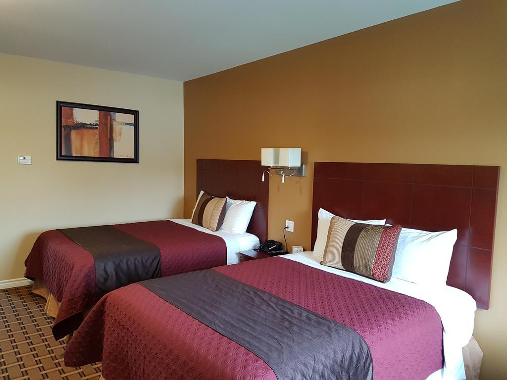 Fox Motor Inn Greater Napanee Eksteriør billede